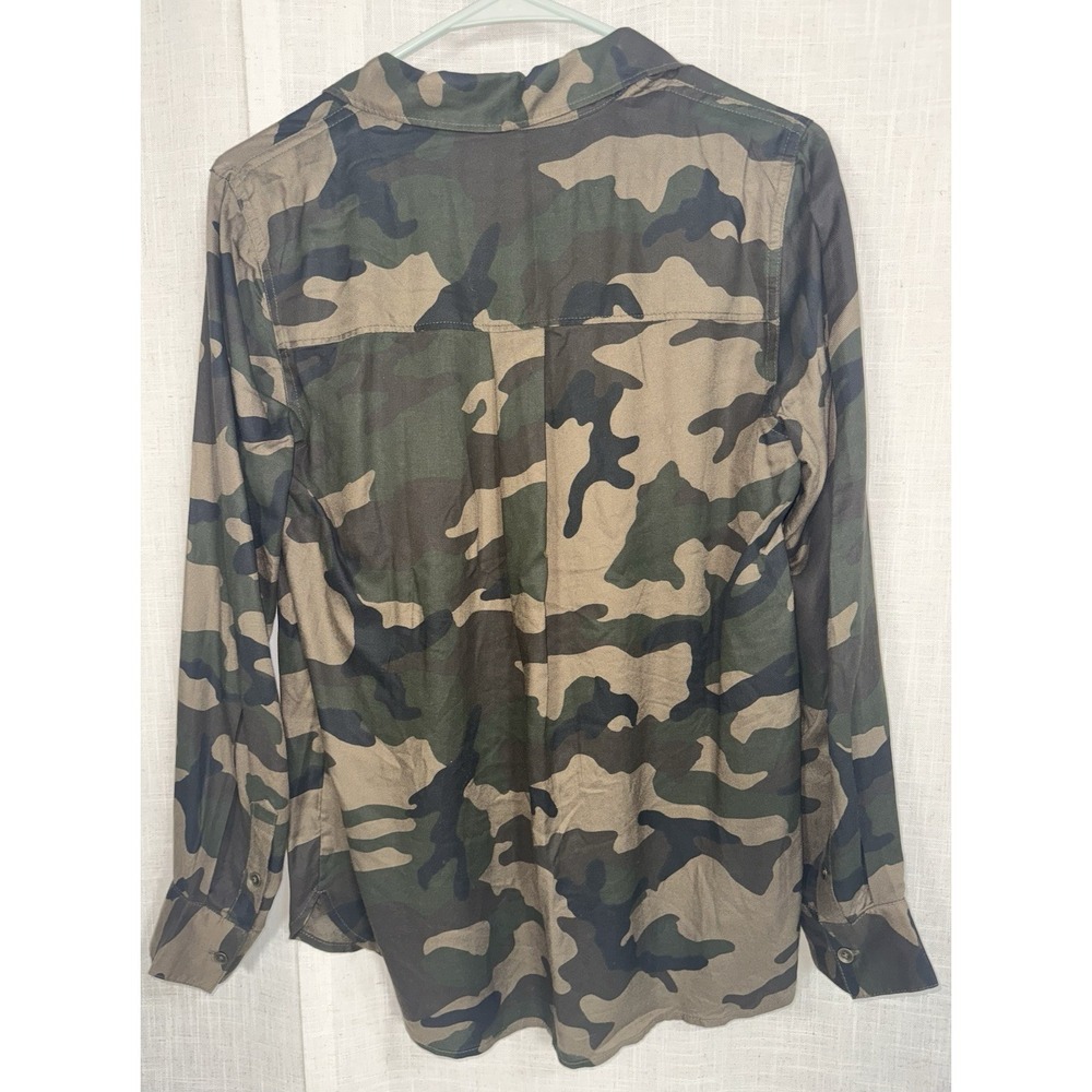 NWT Jessica Simpson Women's Button Up Camo Long‎ Sleeve Shirt Rtl. $69.50 Blouse - Picture 5 of 5